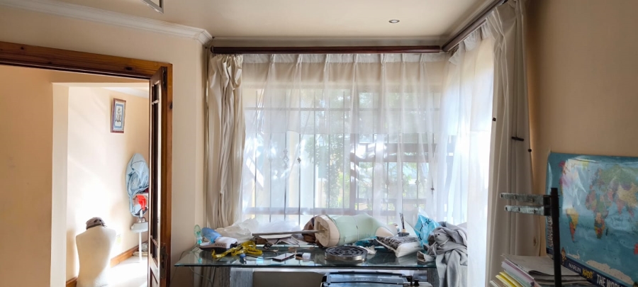 5 Bedroom Property for Sale in Crawford Western Cape